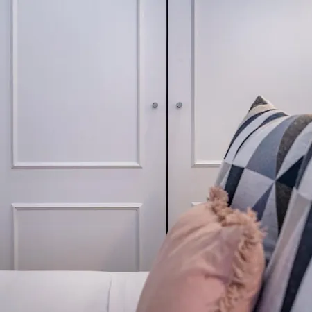 Almada Glamorous & Chic Downtown 포르투