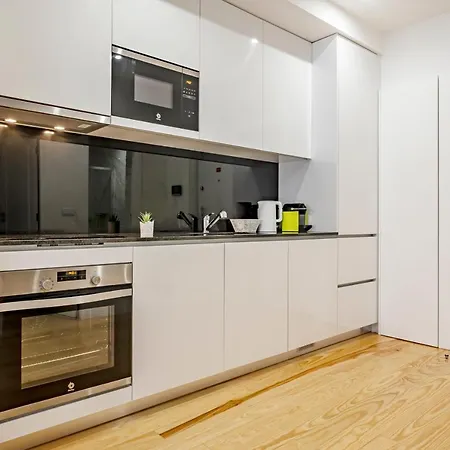 Almada Glamorous & Chic Downtown Oporto