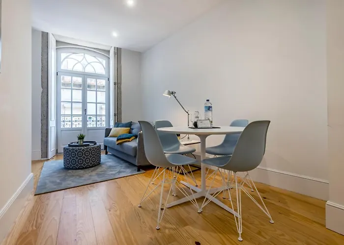 Almada Glamorous & Chic Downtown Apartment Porto